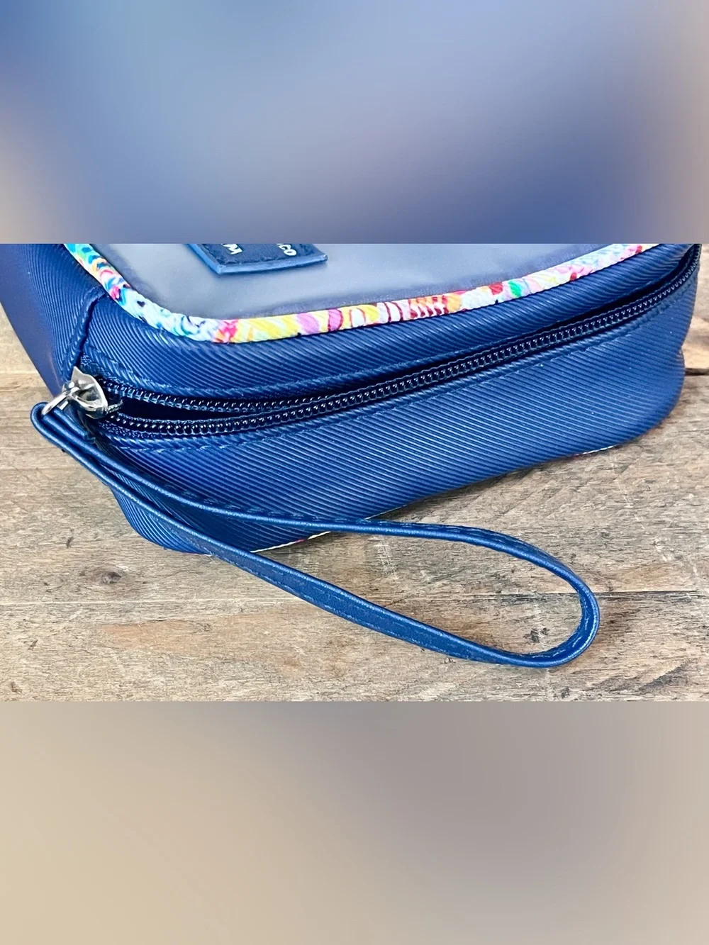 LATAM Airlines Ana Bonamico Business Class Amenity Abstract Art Travel Pouch